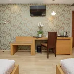 Hotel Sky