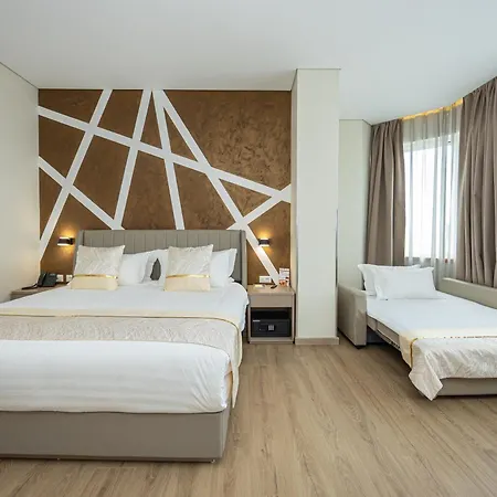 Sky Hotel 4*