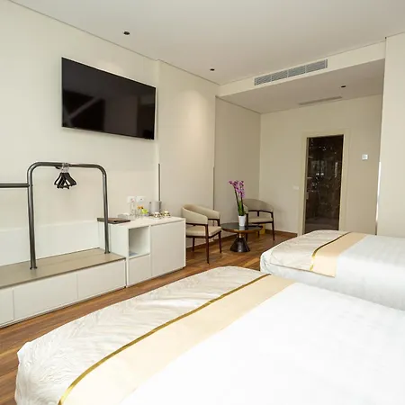 Sky 酒店 地拉那